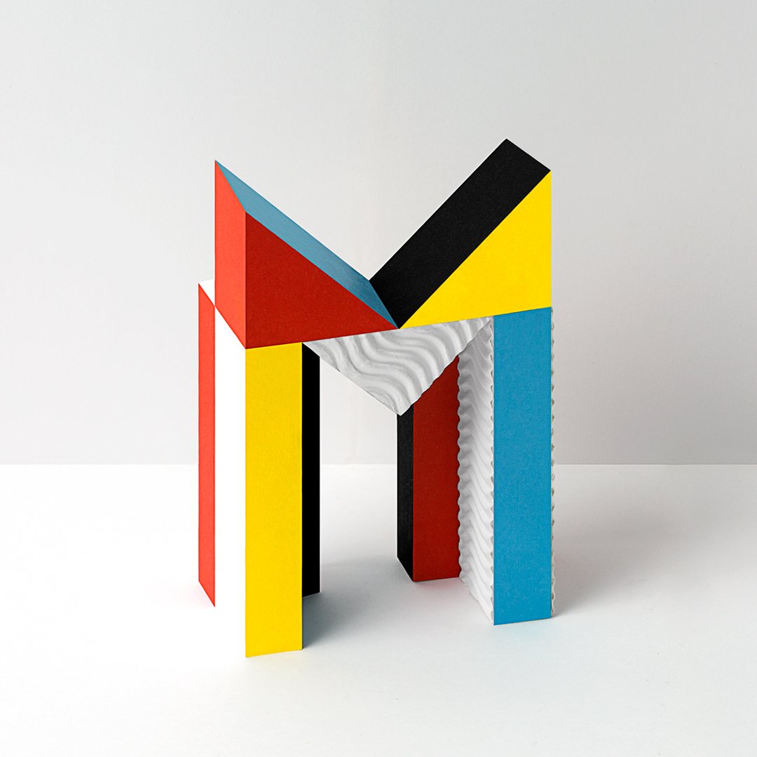 Por si todavía no os habíais dado cuenta: 🙇🏼‍♀️¡tenemos una pequeña obsesión tipográfica! Una letra llevó a otra… Y así, de la A a la Z, pronto tendremos una familia alfabética para un pequeño shop de regalitos online que estamos montando👩‍👩‍👧‍👦. 
⠀⠀⠀⠀⠀⠀⠀⠀⠀
#Tipografía