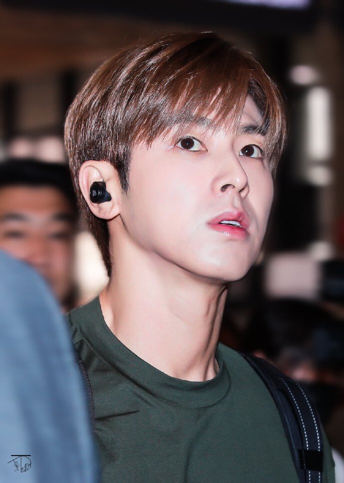 윤호 Uk 2154 A Twitteren ユノの髪型やった人やつ と 叫びたいのを我慢してかわいいユノを堪能する 変な髪型 にされちゃってるけどユノが可愛いから許す ヘアメイクは許さんw なぜ 綺麗なお顔をより綺麗に見せる髪型に日本のヘアメイクはしてくれない