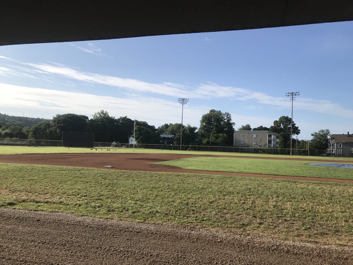 Wolcottstorm1's tweet photo. Ready for game 1 in the Mickey Mantle World Series ⚾️ https://t.co/FYyxDg1rdj