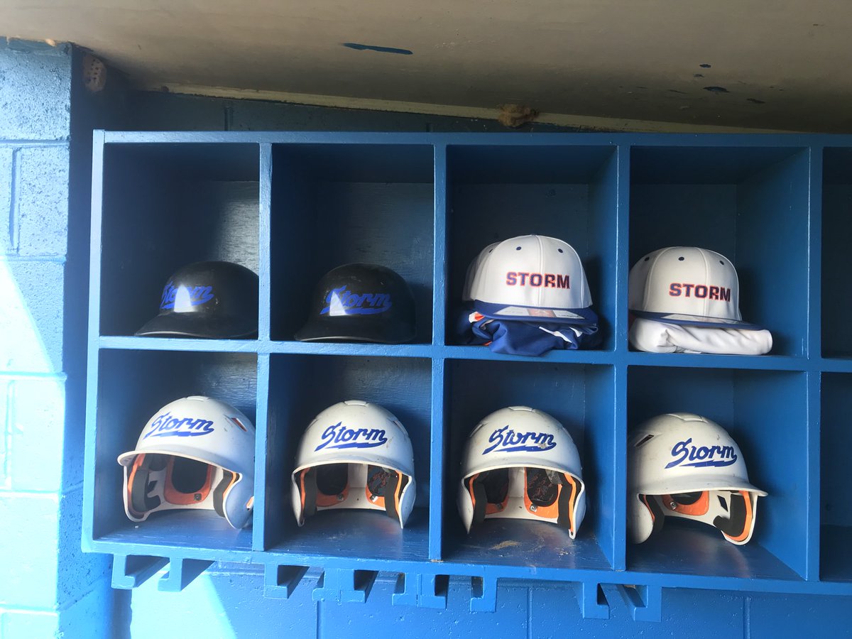 Wolcottstorm1's tweet photo. Ready for game 1 in the Mickey Mantle World Series ⚾️ https://t.co/FYyxDg1rdj