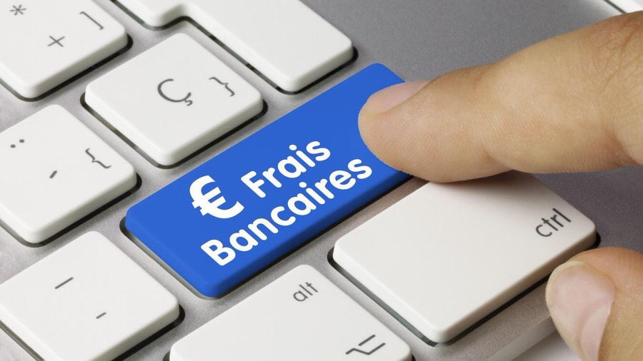 LabaronneDaniel's tweet photo. Le gel des tarifs bancaires et le plafonnement des frais d’incidents bancaires : 25€mois pour les publics fragiles, 20€mois pour les bénéficiaires de l’offre spécifique c’est entre 500 et 600 millions de pouvoir achat redistribués au bénéfice des français. https://t.co/ArzemZ7Wnw