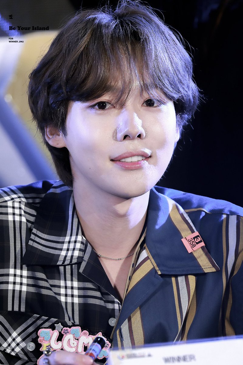 BeYourIsland_JW's tweet photo. 190608 KBEE팬싸 #김진우 #위너 HQ

You're my superstar✨@official_jinu_ https://t.co/YJdqfL1WqV