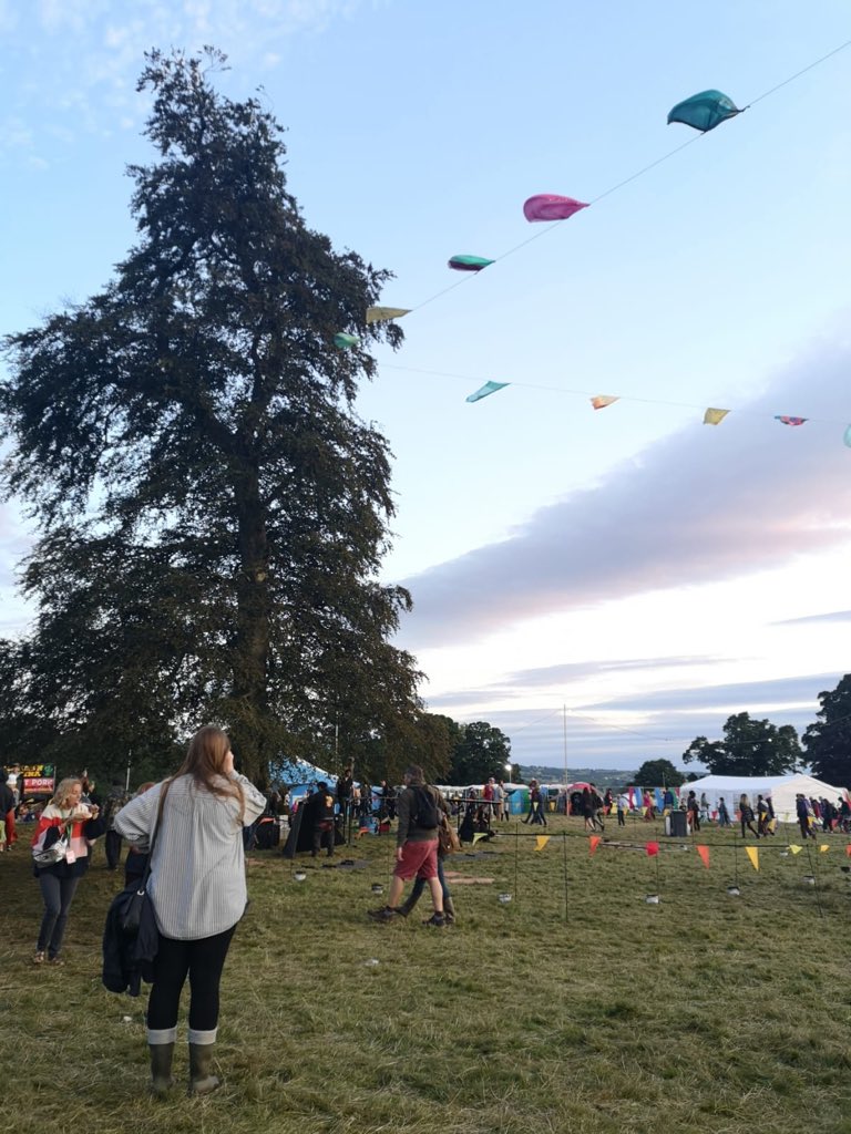 CleoGoodman's tweet photo. Having an excellent couple of weeks - got to be glittery and talk about #BasicIncome @dounetherabbit festival this weekend. Thanks @MikeyJarrell for the invite into the #Douniversity tent! https://t.co/pnDvwlXtMo