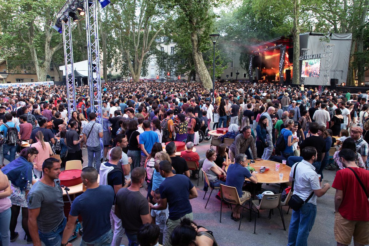 60 000 ! Vous êtes plus de 60 000 personnes à avoir fait vibrer le jardin de ville pour cette 21ème édition du Cabaret Frappé ! 👏

Bravo, un grand merci à vous, et surtout à l'année prochaine ! 😉

Crédit photo: Thierry CHENU, Ville de Grenoble