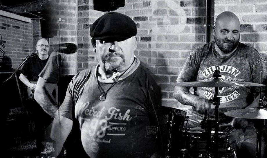 ACAB are live on stage this Friday at 9pm, they're a great 5 piece band that play everything from Elbow, Michael Jackson, Chris Rea, and The Police! 🎶 #PottersNewport #LiveMusic