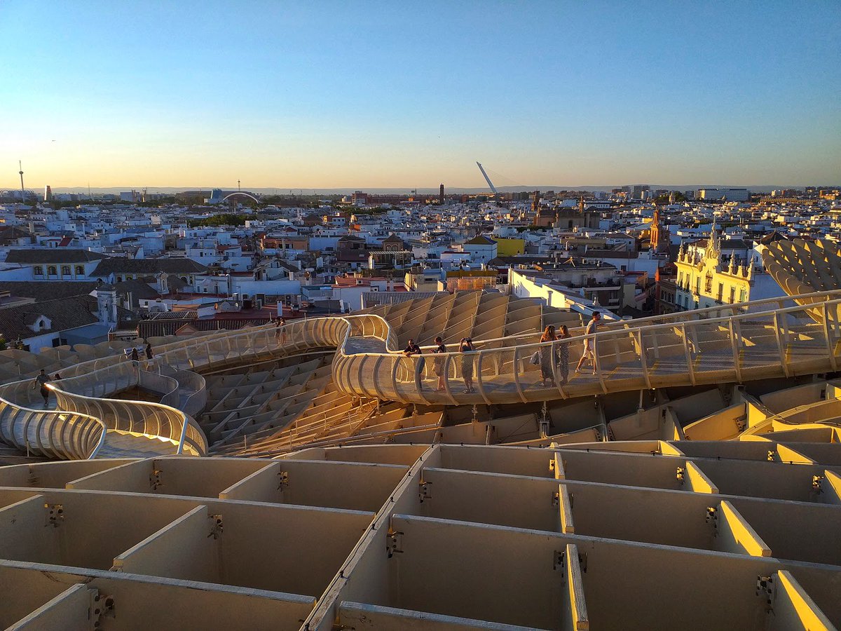 Work_Volunteer's tweet photo. Making a start on a new career path is not as confusing as this one looks! 

Try our 3-month #internship in #Seville with #Erasmus+

#lassetas #metrosolparasol #travel  #workabroad #learning #Twininternships https://t.co/eTjgqLCfS4