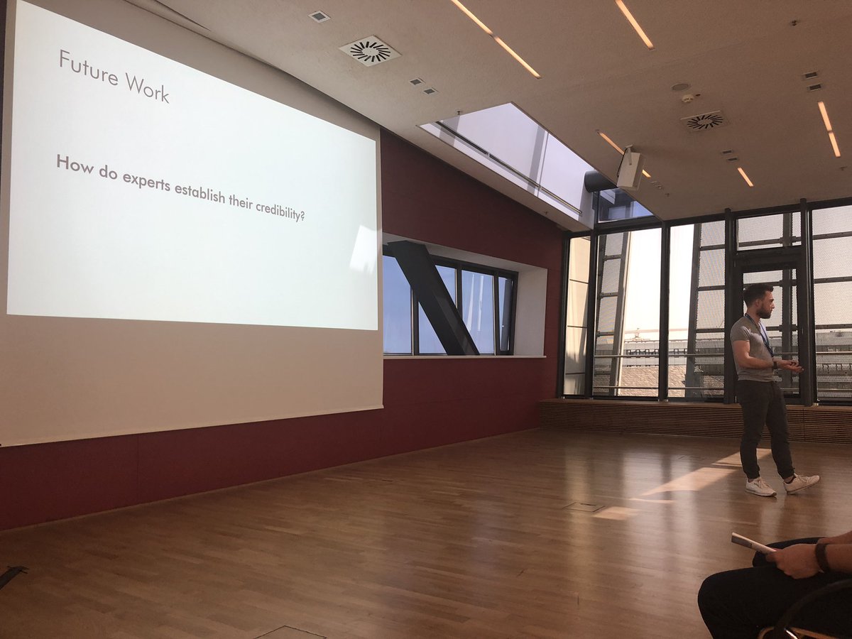 Sumidu's tweet photo. @JSNakayama presenting our work on Cyber security #recommendations at #procomm2019 asking: how do itsec experts attain credibility? https://t.co/W1r3Ooo6G0