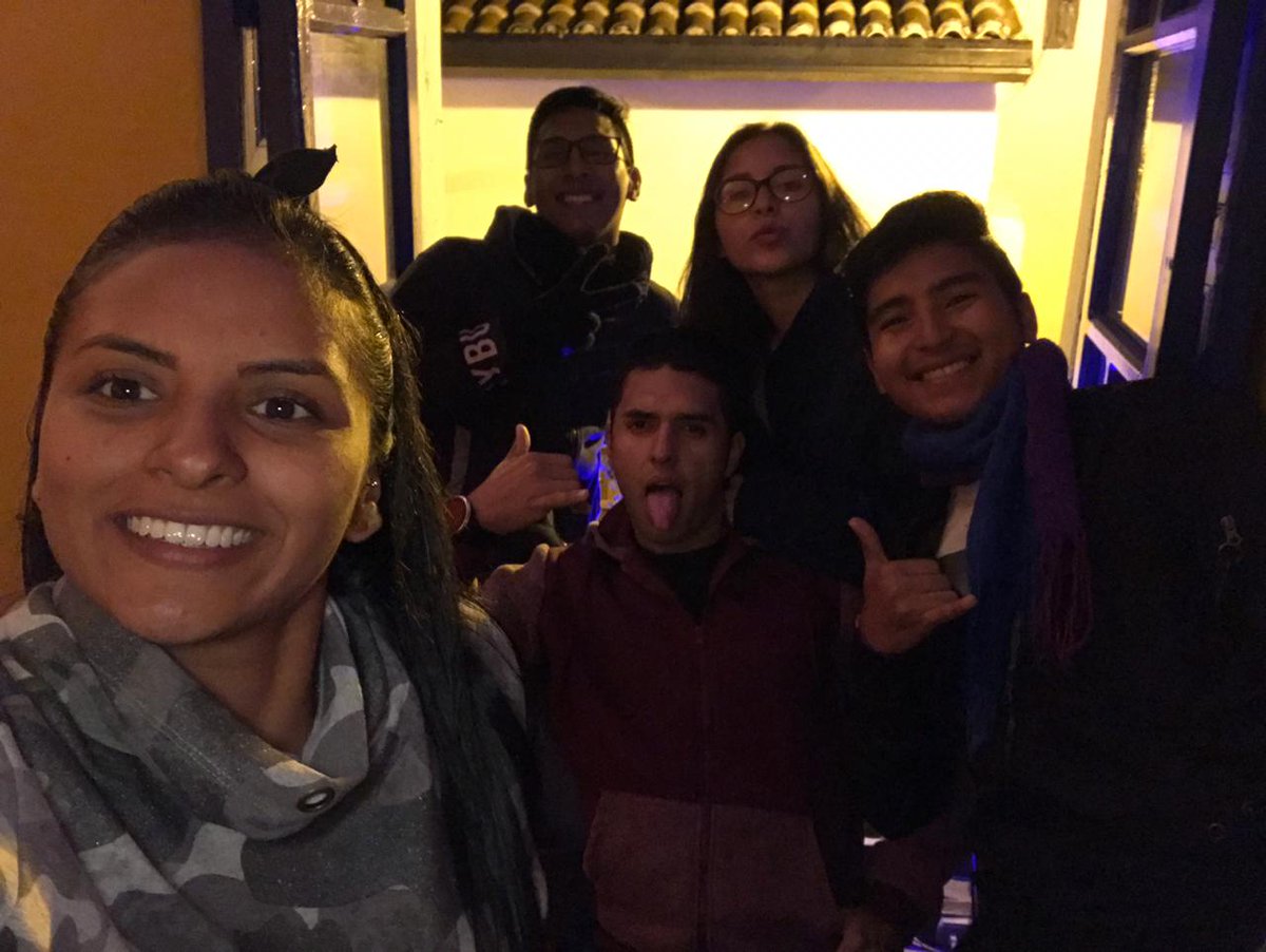 lisbens05's tweet photo. Nada como viajar con tus amigos 💘 https://t.co/bXrQ0cvbyD
