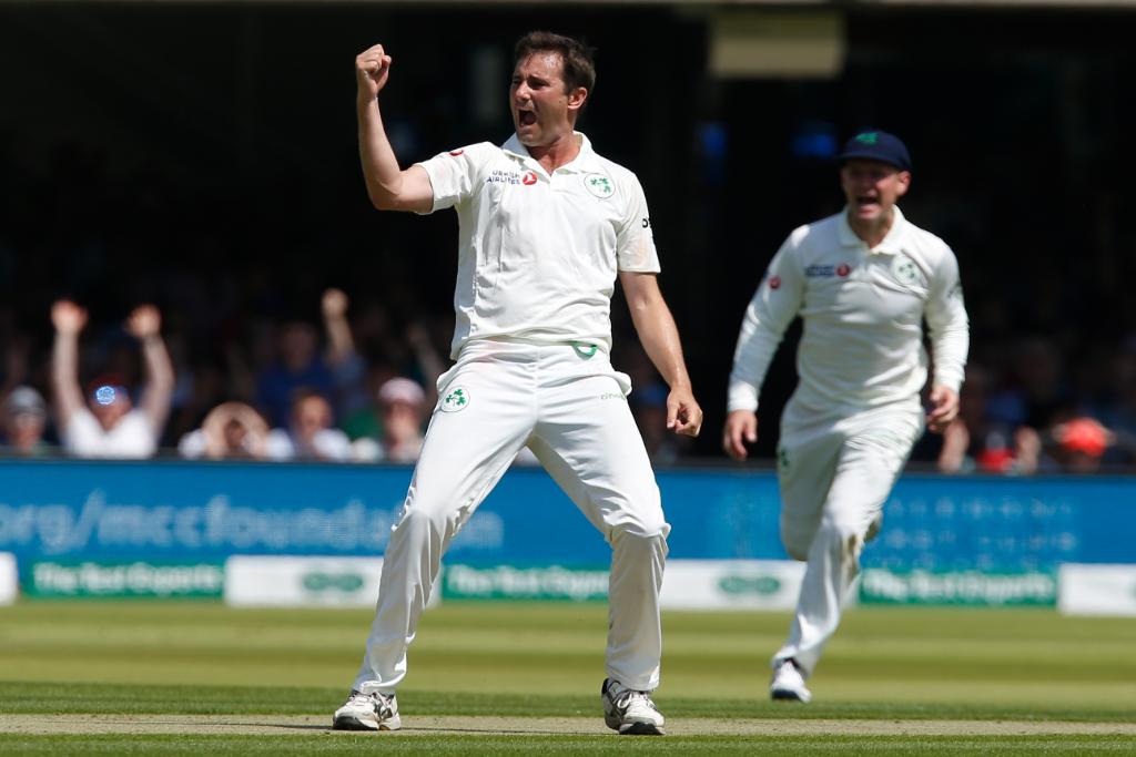 ICC's tweet photo. 85 ALL OUT!

It's been a dreamlike morning for Ireland. Five wickets for the brilliant Murtagh, three for Adair and Rankin with two.

FOLLOW #ENGvIRE 👇 
https://t.co/fyHbjx2IoF https://t.co/qNVtXl40VX