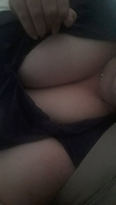 on travaille de nuit alors a la sieste !!!  #sieste #petitetenue #dormirnue #sansculotte https://t.c<a href="/tag/sieste"class="tags">#sieste</a><a href="/tag/sansculotte"class="tags"><span>#sansculotte</span></a><a href="/tag/petitetenue"class="tags"><span>#petitetenue</span></a><a href="/tag/dormirnue"class="tags"><span>#dormirnue</span></a>