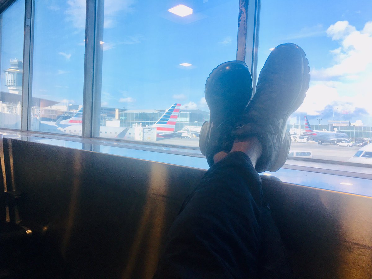 WhiteAlton's tweet photo. Up At The Crack And Southern Bound To Perform And Play! #Disney! #TheyLiveInYou! #Grateful.....😀❤️🙏🏿 https://t.co/vxf9EVgeEi
