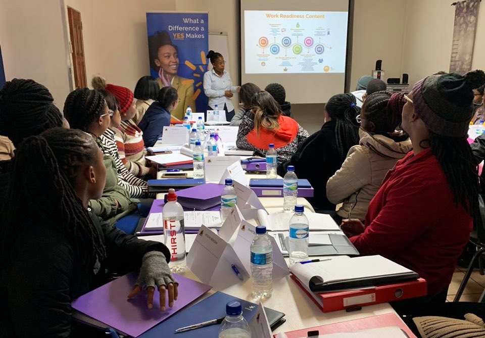 Yes4YouthZA's tweet photo. Look at these YES @SasolSA youth freshly inducted this morning! A part of the 18 000 new tax payers created with YES.This particular cohort will move into jobs in mining and emergency services. With your help we can launch 18 000 more new tax payers - https://t.co/aieBKurrMg https://t.co/DWzTdjL3ES