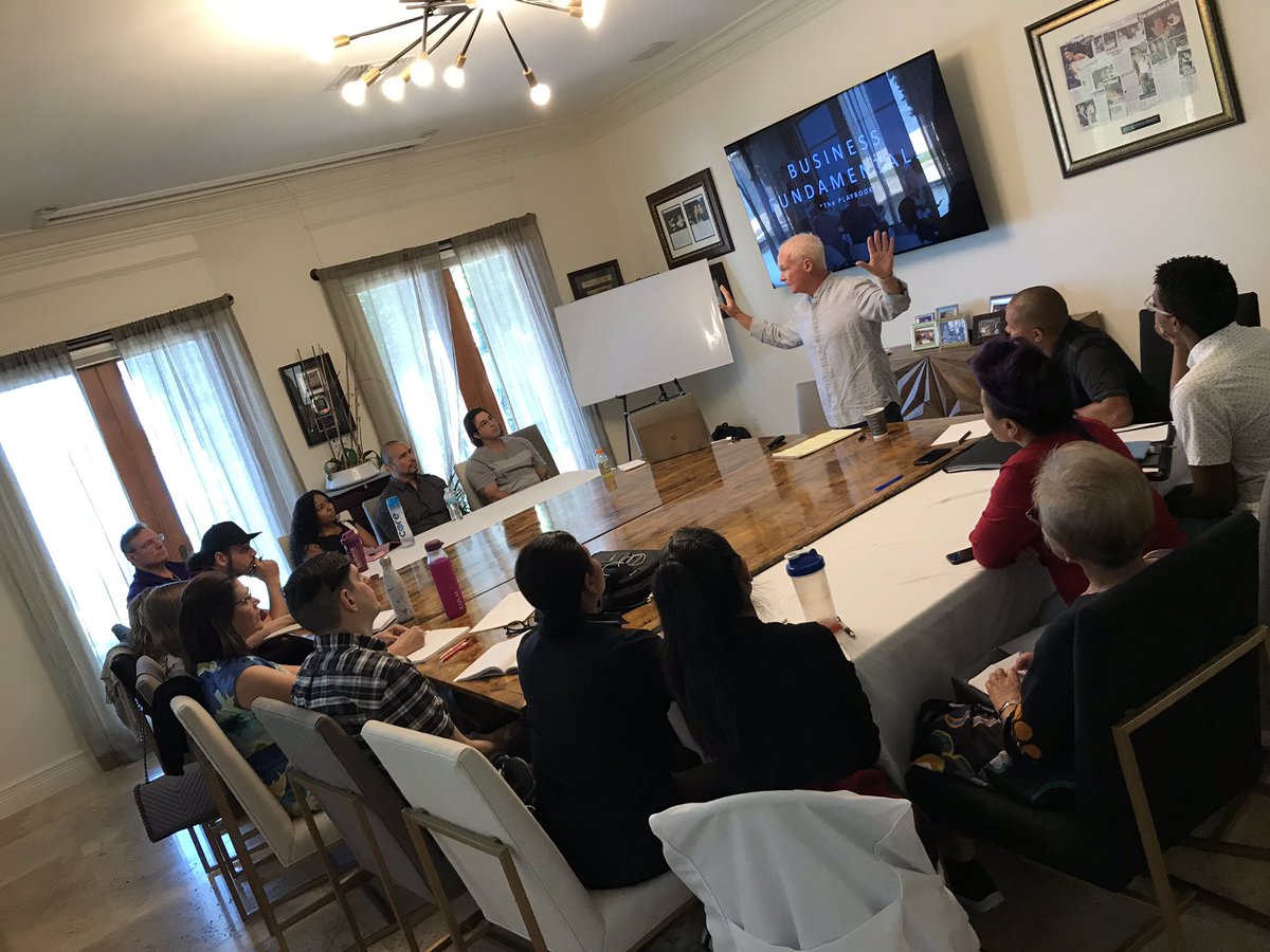 danagalpern's tweet photo. Teaching all about #residualincome with the #ShoppingAnnuity. Next stop to teach is tonight in #BoyntonBeach. DM me if you would like to be my guest. #PalmBeach expansion is on. https://t.co/2FWxHRzpRl