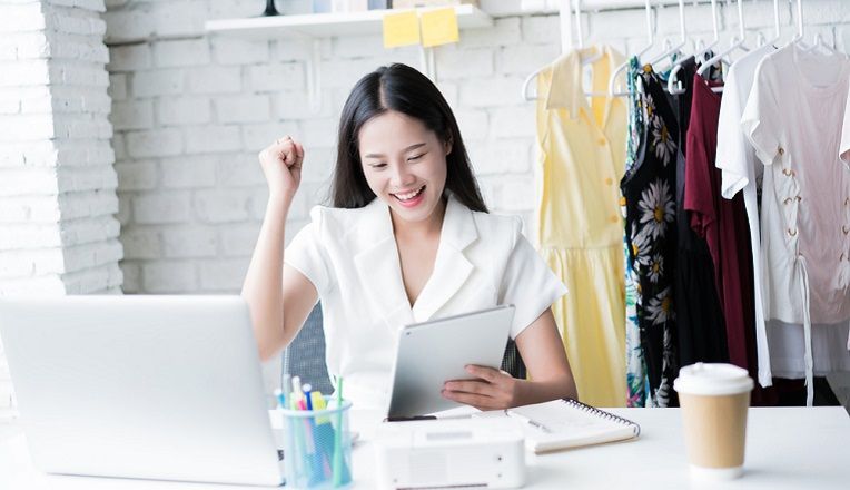 digitalgreenseo's tweet photo. A domain name can't be changed easily and will remain at the forefront of everything you do! Here are some excellent tips for picking the right one. @getdotonline https://t.co/r7Qluntqde #domains #SMB #branding https://t.co/Iso2pKlgz4