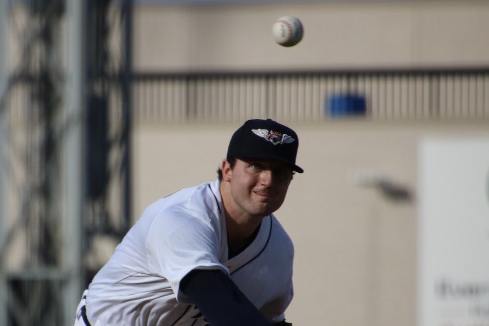sherricousin's tweet image. I decided to go through my photos daily and post the faces pitchers make #1 ⁦@Casey_Mize⁩ #1draftpick for ⁦@tigers⁩ ⁦@Tiger_Lifer⁩ #FacesPitchersMake