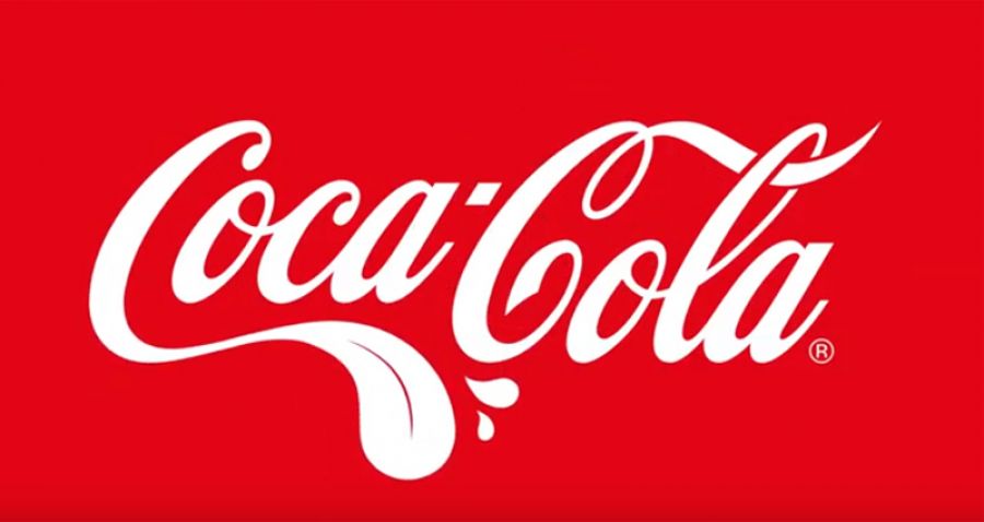 I coca cola. Кока кола. Банка колы эстетика. Кока кола. Банка колы на белом фоне.