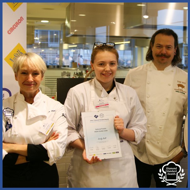 ICGCompetition's tweet photo. "I would like to win the competition to develop my cooking skills &amp; to share my love of cooking to a wider audience." - Keen Young Cook 2019 Finalist, Emily Ball from @StLukesPE🍴

Learn more about our life-changing cookery competition: https://t.co/OmL7bK1Sy7 #teflondsa https://t.co/3RdVIT1Oxl