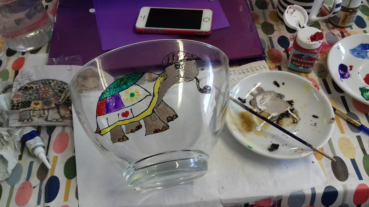 ARDcentre's tweet photo. ARD Womens Cirlce busy at work in their Glass Painting class - thanks to @GRETBOfficial  for Community Education funding. https://t.co/uai7bspBhi