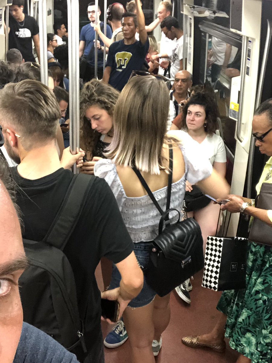 La UNAM presente en el metro parisino