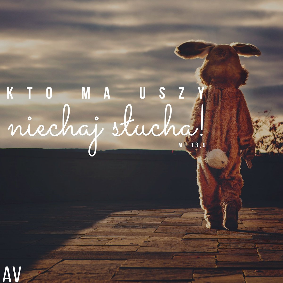 AnnuntioV's tweet photo. Pan mówi! A ty słuchaj uważnie!📢👂
#God #Bóg #Jesus #Jezus #life #życie #uszy #słuch #listen #ears #królik #rabbit #radość #behappy https://t.co/tufkR7rjuA
