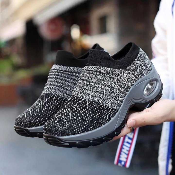 Skuriah_'s tweet photo. #WednesdayWisdom #VoicesOfGraduates #JKLive #MwashumbeNaShugaboy
#Mpesa #Kenyans #RotichInCourt
Super foot wears @ affordable pricea, need one just halla me 0717379067 https://t.co/voLLKWu0DC