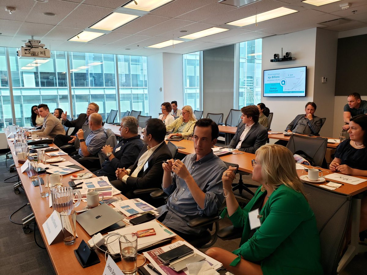 SmithBusiness's tweet photo. The #SmithMMIE Class of 2019 had their final #pitch day to #AngelInvestors in Toronto yesterday. 11 businesses were represented &amp; several were successful in securing the interest of the Angels. #Congratulations on a job well done! #SmithBusiness https://t.co/qtXzpcD5ID