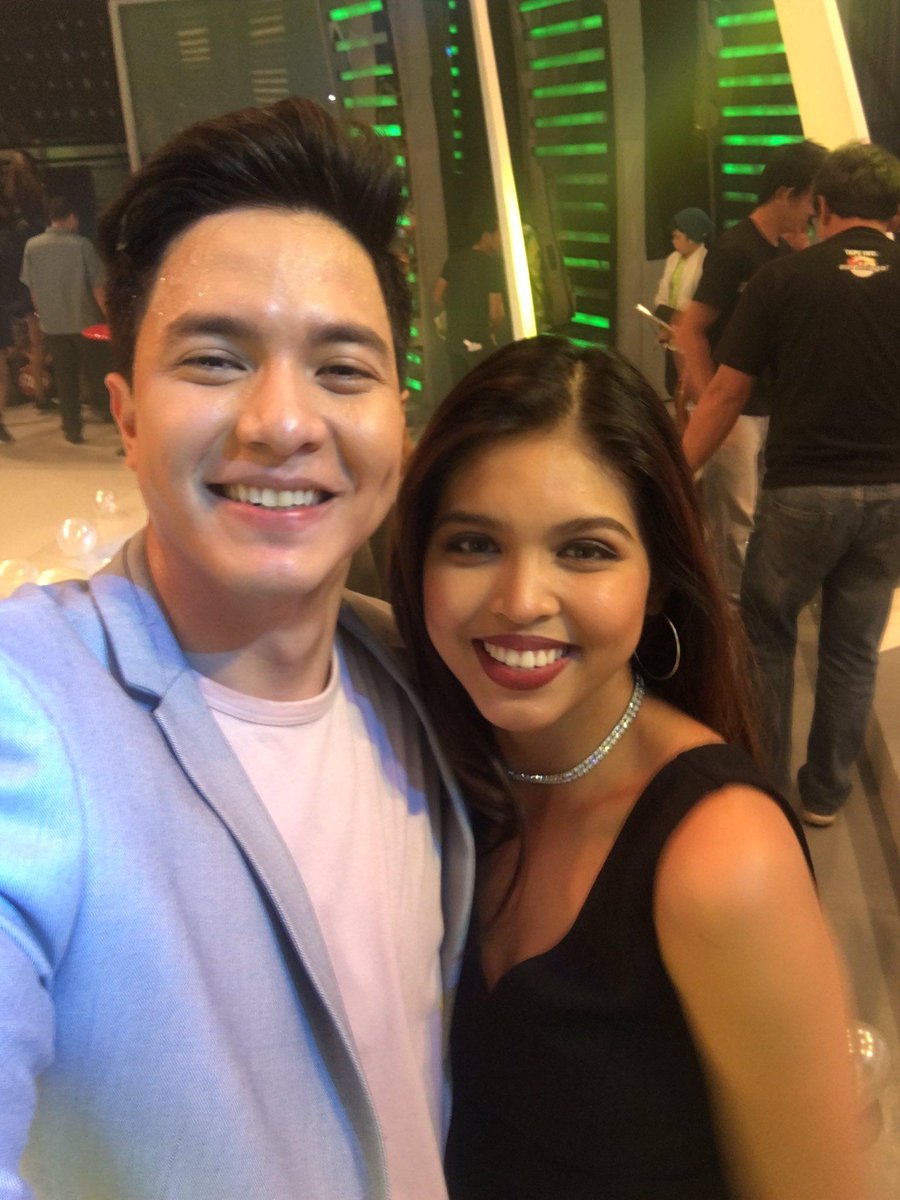 mflee68's tweet photo. ILOVEYOU ALDEN&amp;MAINE💚💚💚wala akong pakels sa mga epal😊

#ALDUBForLife 
#ALDUBNoBoundaries https://t.co/YTyUT2et8X