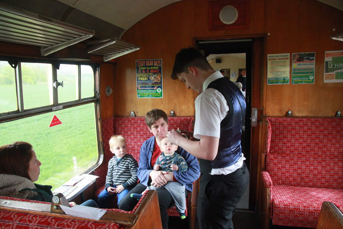 ChinnorRailway's tweet photo. Stuck for something to do during the school holidays? To celebrate the 25th anniversary of our first trains we’re offering kids for a quid on Thursdays and Sundays.
https://t.co/DCG9wsz2jr
Our platform 4 at Princes Risborough is only 45 mins from MYB by @chilternrailway #PRP4 https://t.co/CT0Dn6Tf5i