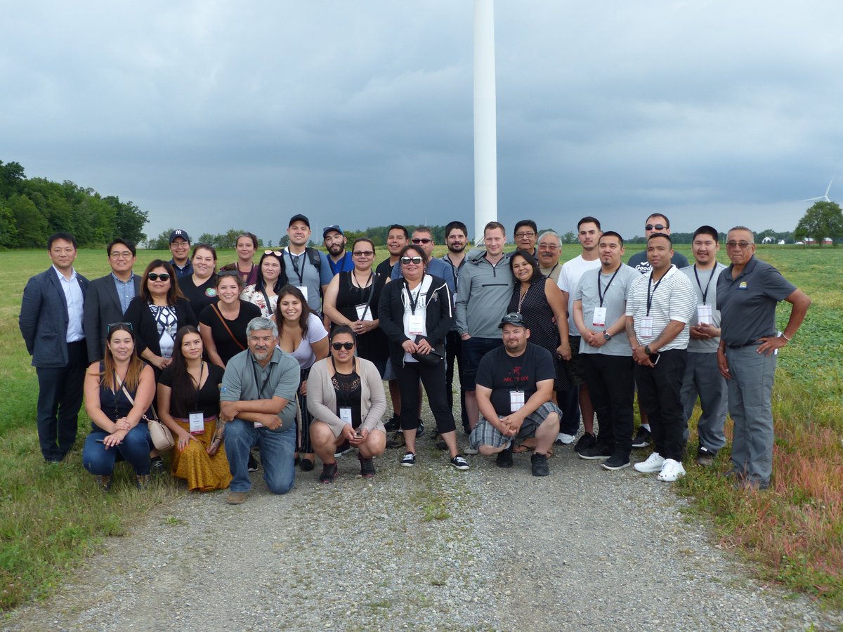 SNGRDC took members from the 20/20 Catalyst Program around Six Nations and surrounding areas to visit some of SNGRC’s renewable energy sites @2020Catalysts @PatternEnergy @Kayanase @GPbytheGrand #seesixnations #samsungrenewableenergy