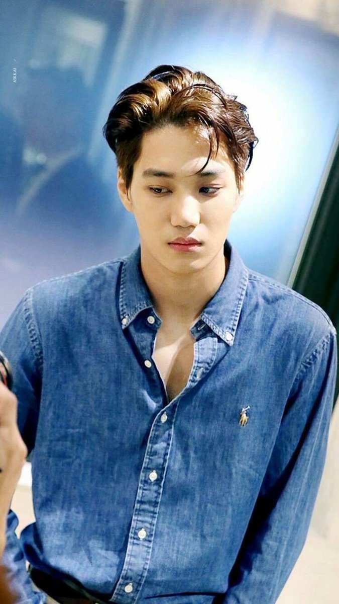 THE DUALITY OF KIM JONGINa thread