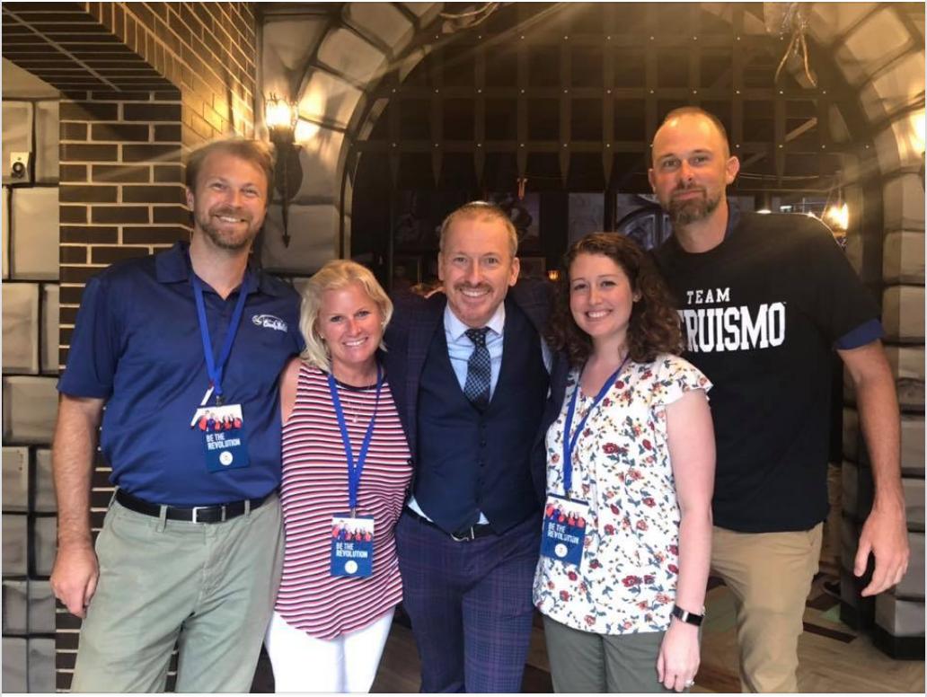 Amazing trip to the Ron Clark Academy. <a href="/mrronclark_/">Ron Clark</a>  and <a href="/kimbearden/">Kim Bearden</a> were candid and inspiring.  <a href="/IWCSchools/">Isle of Wight County Schools</a>, <a href="/WSESSmithfield/">Westside Elementary</a>,  #WestsideBestSide