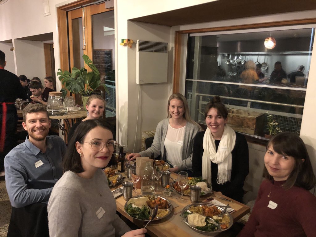 Deakin Nutrition tweet media