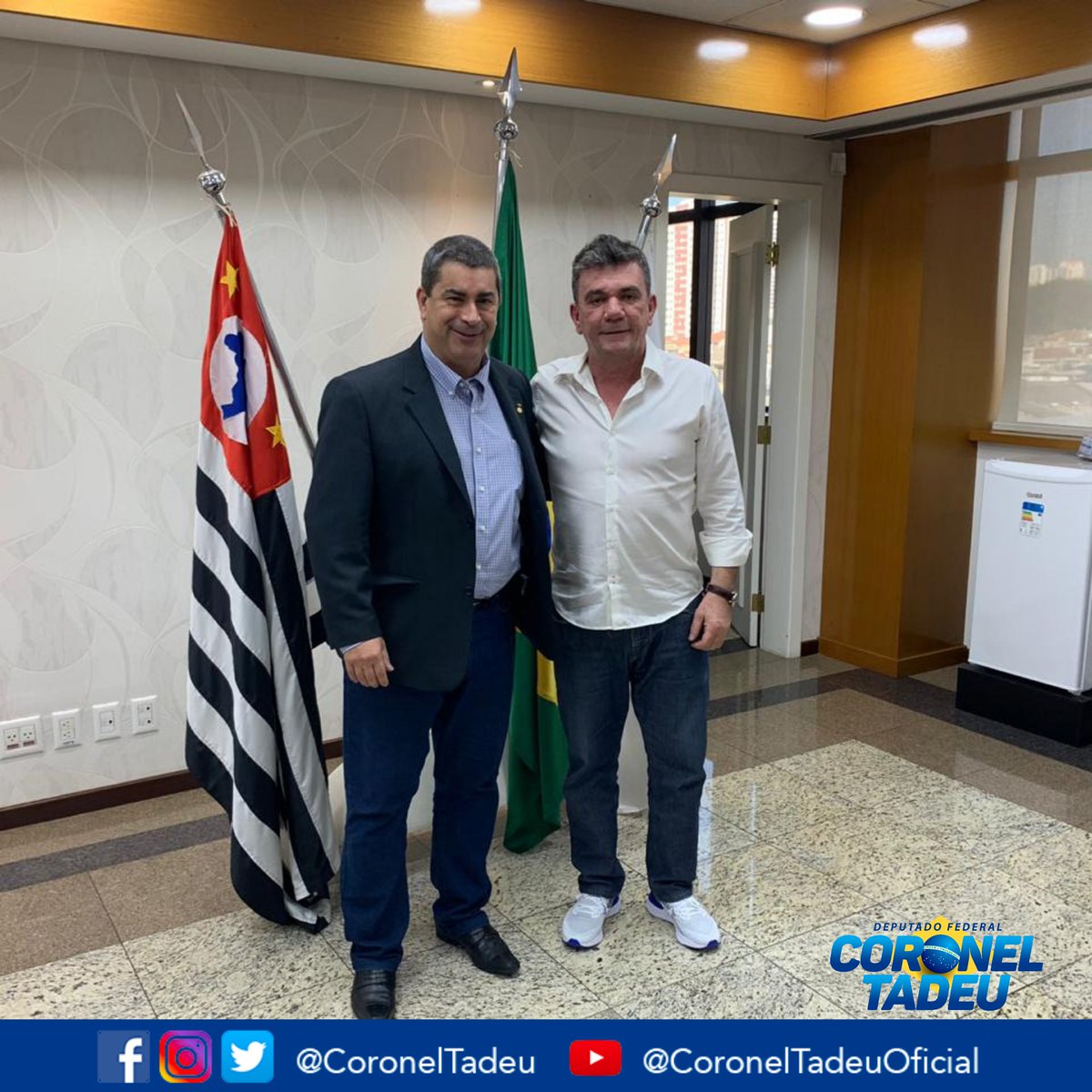 CoronelTadeu's tweet photo. Hoje cedo na sede do @Corinthians com o Presidente Andrés Sanches, que está doando três camisas oficiais do Clube para serem leiloadas em benefício do Hospital de Base de Sao José do Rio Preto. #Trabalho #Saúde #SemRecesso https://t.co/qSXS5dBTyf
