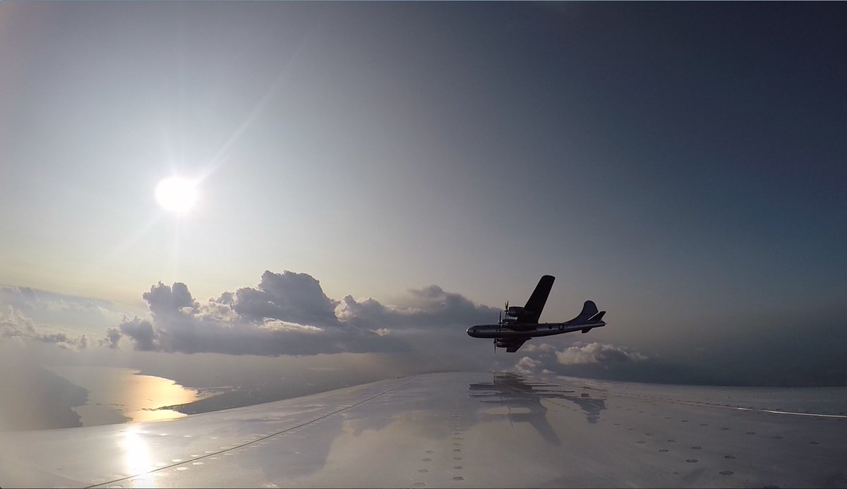 TDCS's tweet image. Oshkosh 2019 the b 29 Doc as seen from the wing of the XP-82
#OSH19 #xp82 #twinmustang
