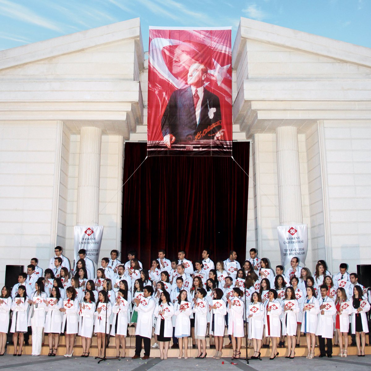 baskentunv's tweet photo. Tıp Fakültesi kuran ve UTEAK akreditasyonu olan ilk vakıf üniversitesi, Başkent Üniversitesidir…
#başkentüniversitesi #yks #yks2019 #tercih #tanıtım #doğrutercih #bilimbizdetoplanırbizdenyayılır #tıpfakültesi #uteak #akreditasyon https://t.co/5pItpNGY2O