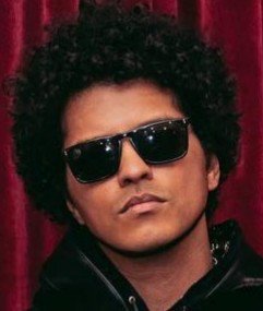 Annette00159182's tweet photo. Good Morning @BrunosLadyClub #Hooligans Have a good one! #MoreVoting #MyWristHurts lol ❤️😘 #MTVHottest Bruno Mars Oh, and #HumpDay 👇💋 https://t.co/83nuIny6HX