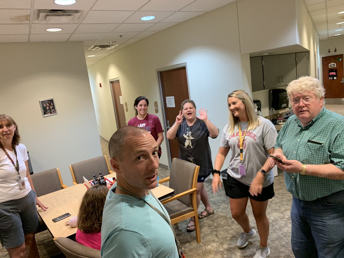 stefthompson63's tweet photo. Let the games begin! Find your new teammates! @DrPickelNation @ORHSSchoolcraft @ORSchools @ORHSWildcatMGM @JeffMinerORTN @12Froning @remhuck @PaigeRedman5 #EngageORHS https://t.co/hKt0rDOPhO