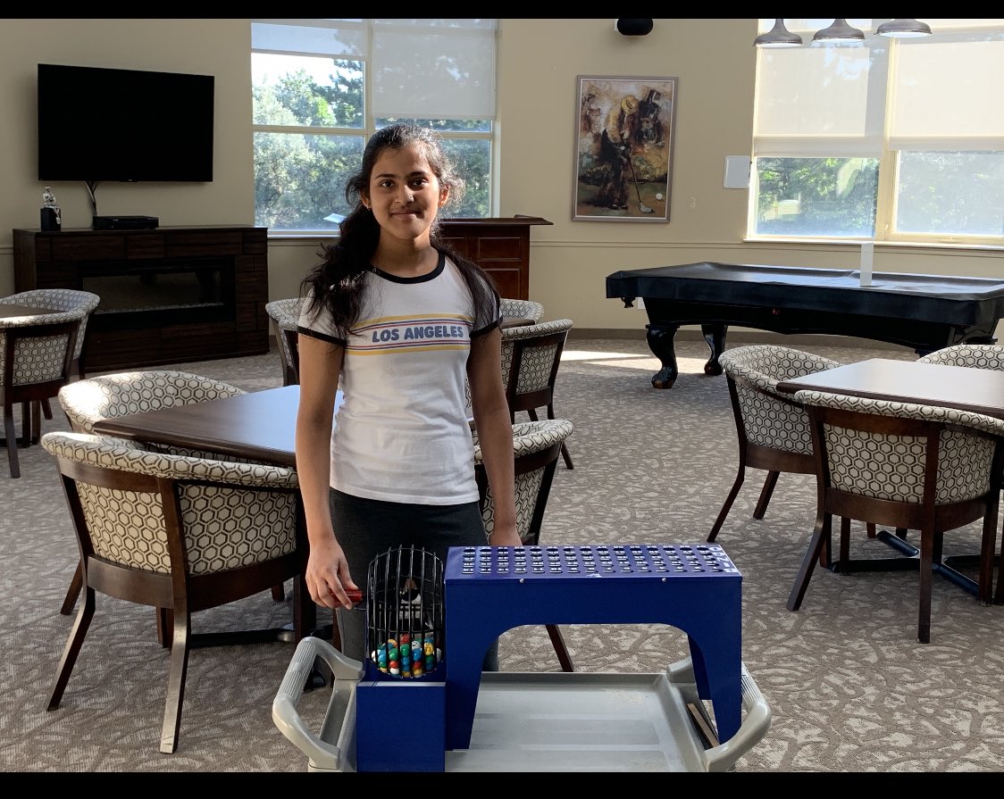 Aanchal is helping with entertainment activities! #youngatheart #coopheadstart #chartwellheritageglen