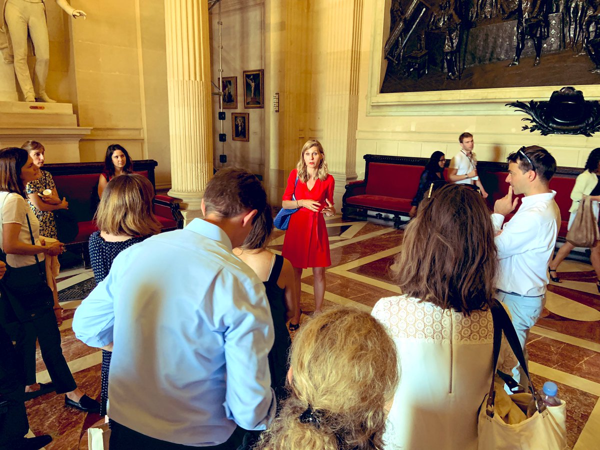 DubyMuller's tweet photo. Avec mon collègue @alexIholroyd, nous avons accueilli aujourd’hui à l’@AssembleeNat les Franco-British Young Leaders 🇫🇷🇬🇧 https://t.co/7x1h9y79hV