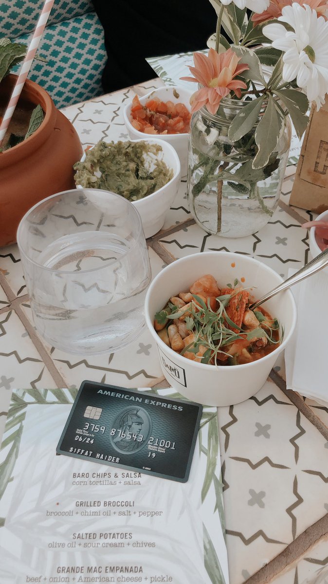 #Ad Got a little taste of the city’s most epic eats at the #AmexCobalt  event with @amexcanada. You guys could be earning 5x the points while having ALL OF THIS. #AMEXLIFE amex.co/2IL5b4x