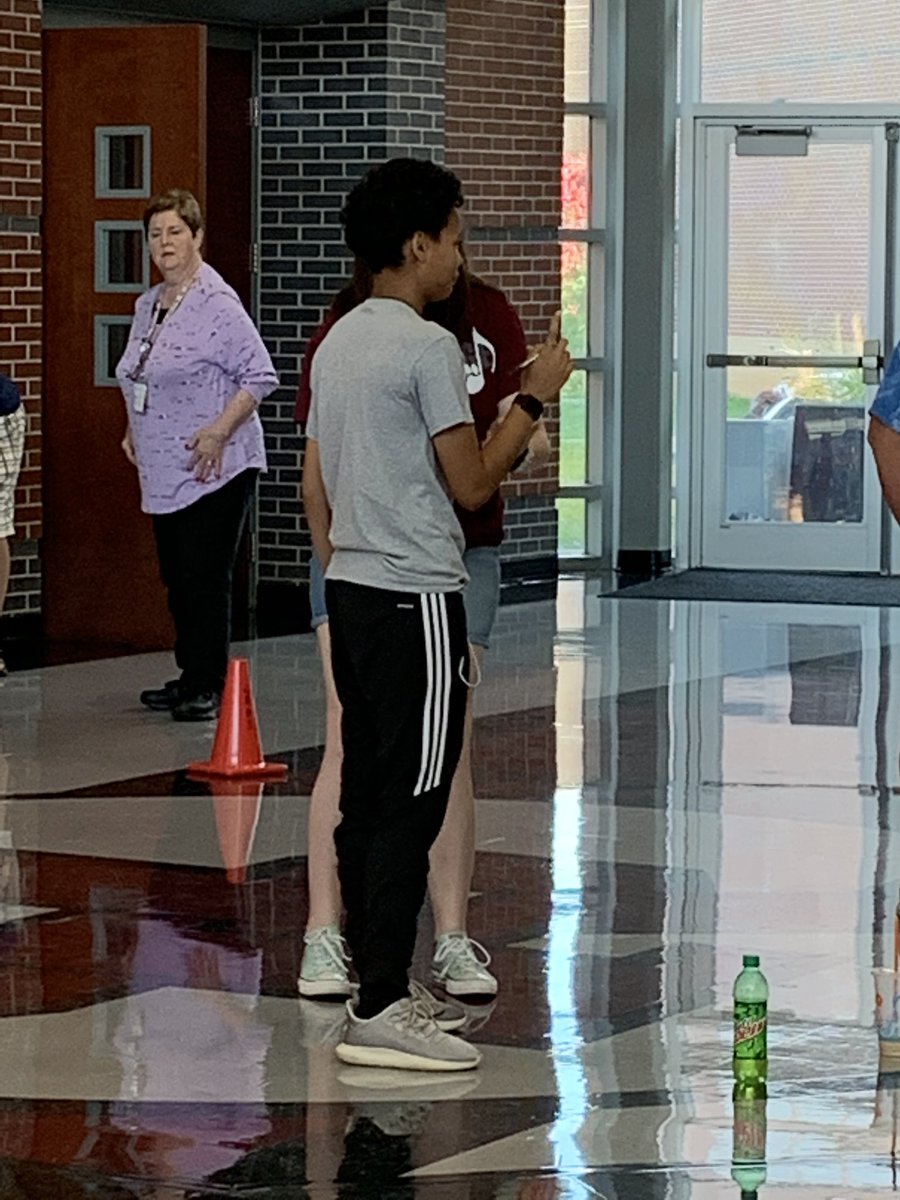 stefthompson63's tweet photo. #FlippedRoles ROTC cadets giving instructions and holding teachers accountable during physical challenges! #EngageORHS @ORSchools @ORHSWildcatMGM https://t.co/gDc8N0eDIg
