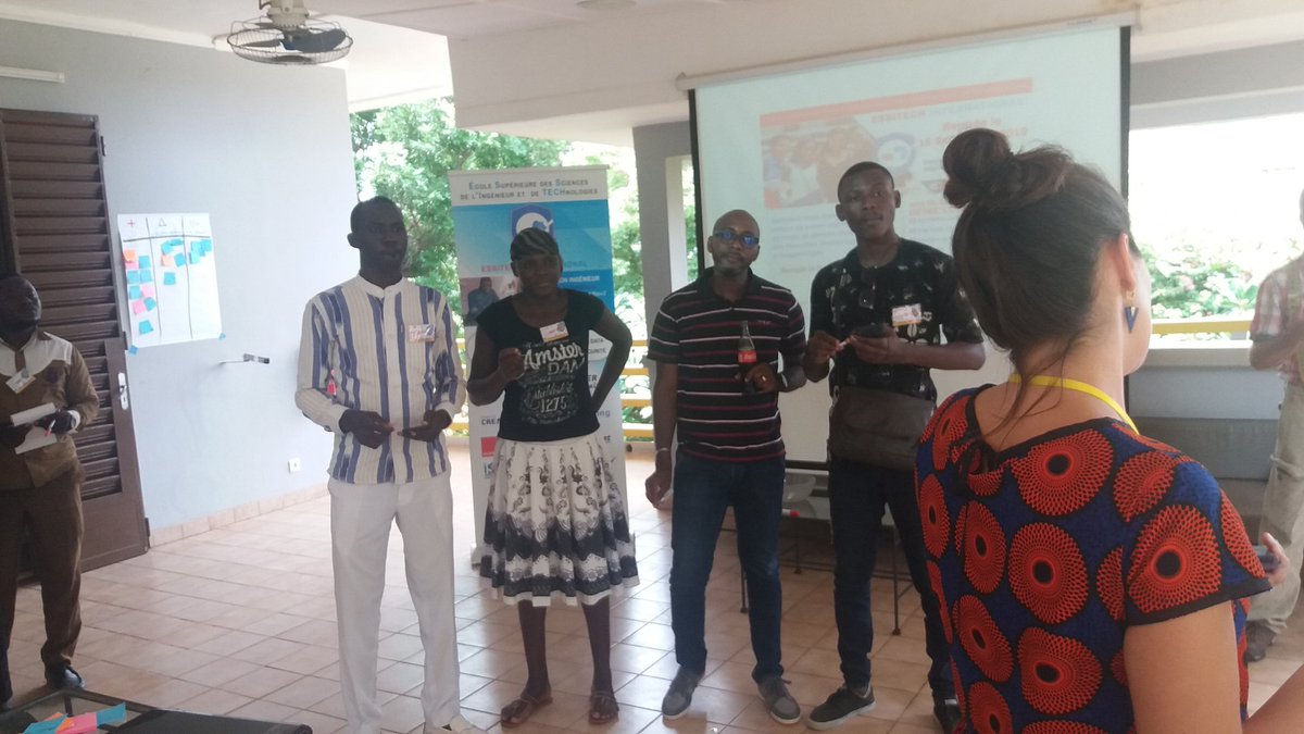 essitech's tweet photo. #Energizer pour lancer les ateliers de l'après midi. #Innovation #Partage #Technologie
#Essitech #Hackathon https://t.co/1OGQki24uc