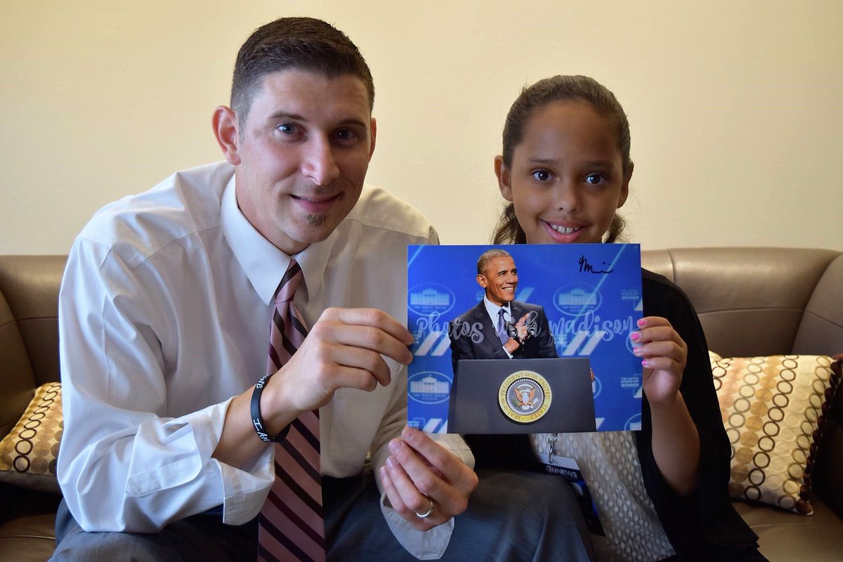 FJBTHbook's tweet photo. I'm thankful for my little buddy Madison. We met four years ago. She's an inspiration and a great addition to the #ambition chapter of #FJBTH. She set a goal and chased it! She finally got her photo of @BarackObama @Bobby_L https://t.co/C4ZD89qhnW