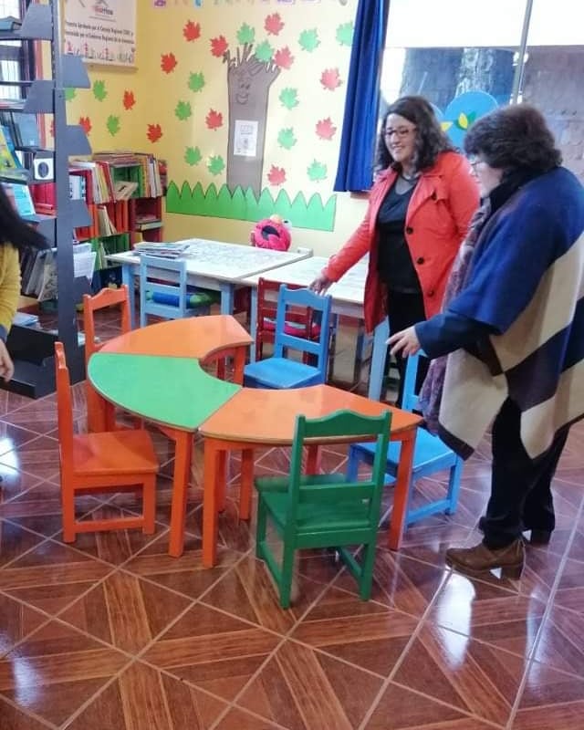 RotaractVrca_CL's tweet photo. 💝Ayer finalizamos nuestro proyecto de Implementacion de area infantil en  @bibliovilla Que consistía en reutilizar el mobiliario existente para implementar sección infantil en Biblioteca Lican Ray 🤩🤩🤩

Estamos felices d haber contribuido a la labor que realizan diariamente. https://t.co/W5jFYRJZau