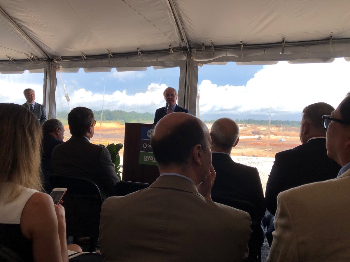 ReichJohnsl's tweet photo. Excited to be attending the Kroger distribution center groundbreaking ceremony in Groveland this morning.  Looking forward to many wonderful things to come out of this important day. https://t.co/uNgix8RCLX
