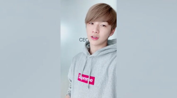 patrickluv2's tweet photo. 🧡다니엘🧡

#July25DanielK 
#강다니엘  #KANGDANIEL
#color_on_me 
#뭐해 https://t.co/elfY3tZTBD