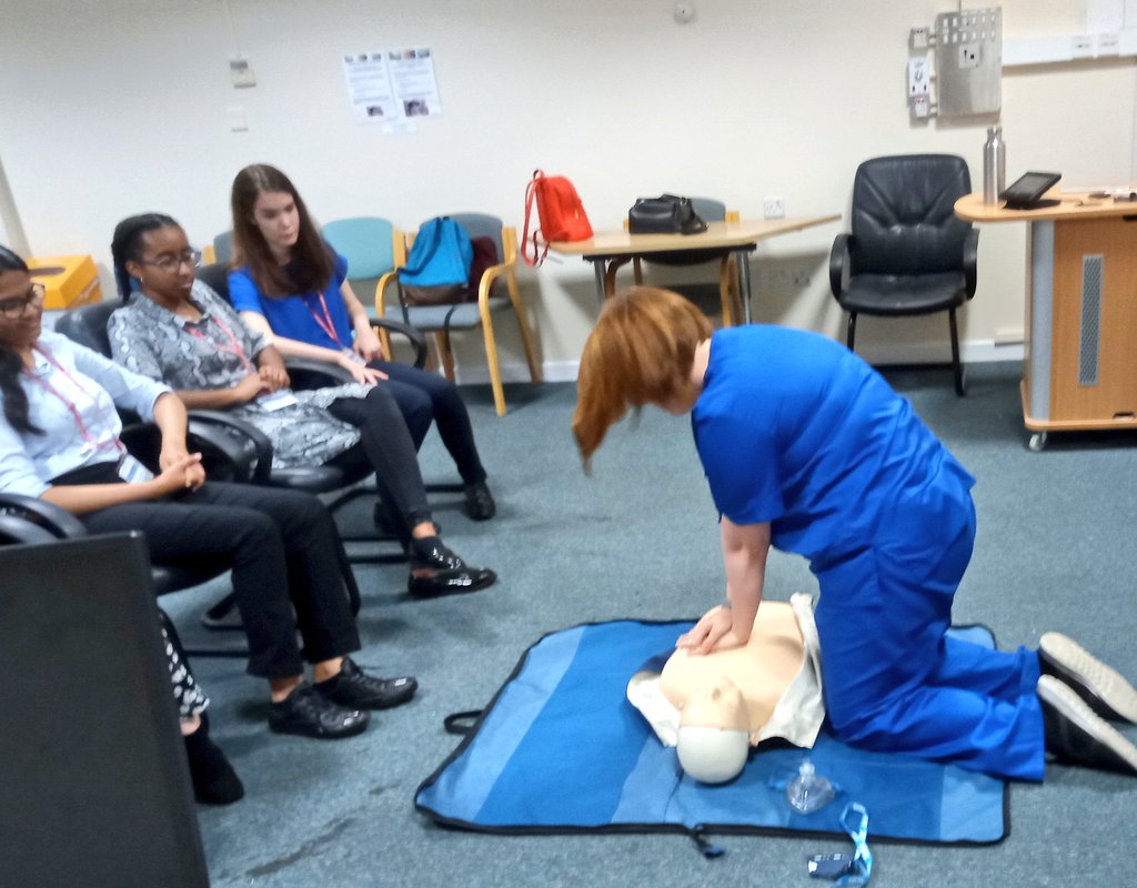 VCCMedEd's tweet photo. #CPR #FTW!
#MWEx2019 #MWEx #TrainWorkLive #SaveLives #ActionShot https://t.co/Ki7fD4oEJp