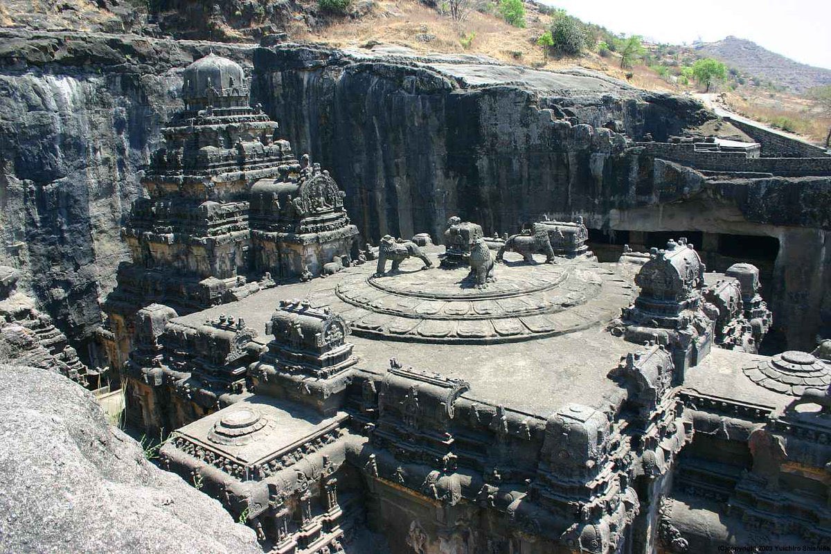 I’ll move on to India briefly. I’m not as well versed in Indian megalithic architecture but this temple was carved from the bedrock. It is one piece of stone. And from what I’ve seen and read, it is flawless.