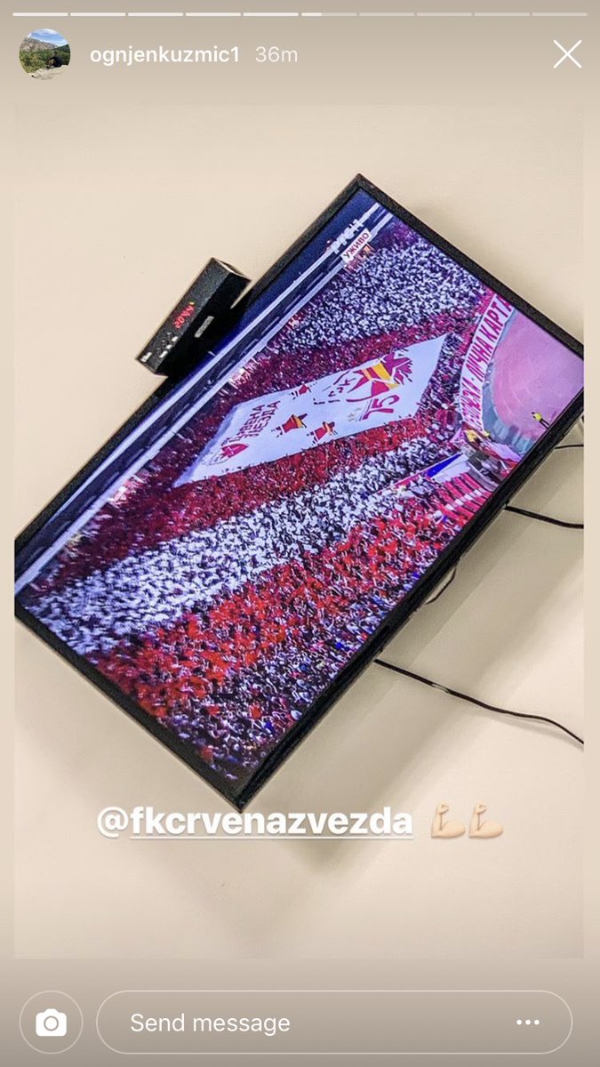 EAQ5FV2W4AIASCK?format=jpg&name=medium