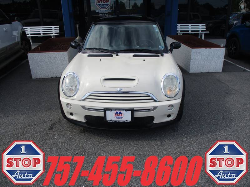 my1stopauto's tweet photo. Zip through the heat in the 2006 Mini Cooper! There's so many features in this car, including a radio data system, remote keyless entry, and front anti-roll bar. Call now and schedule a test drive today! https://t.co/lgBnEzhzYU